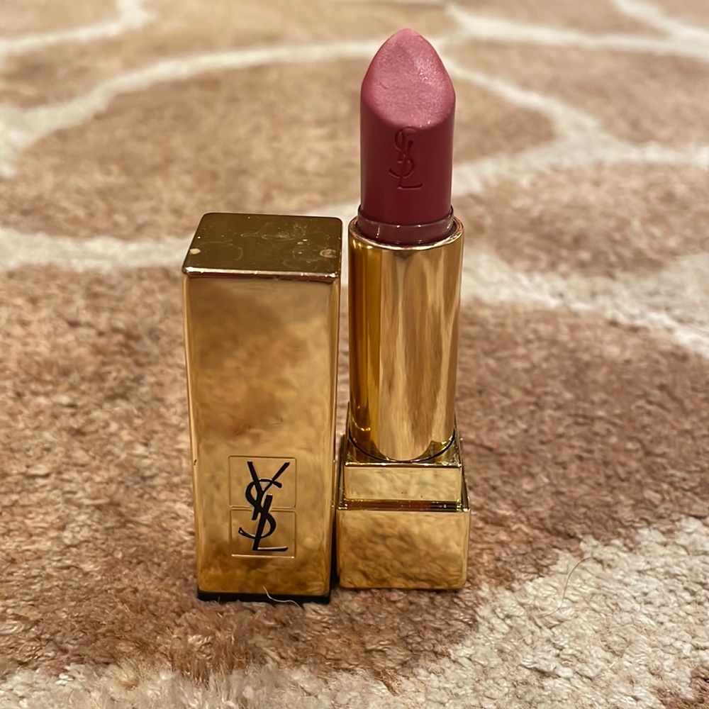 YSL lipstick in 7D